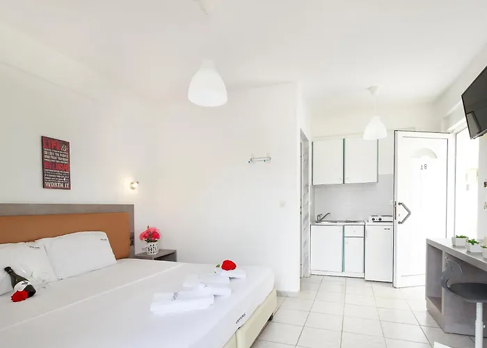Aparthotel Vamvini
