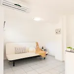 Vamvini شقة فندقية