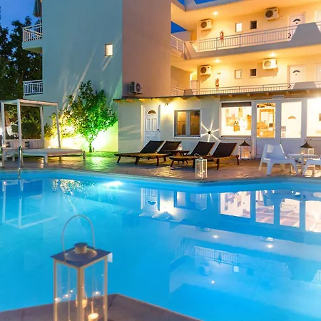Aparthotel Vamvini *