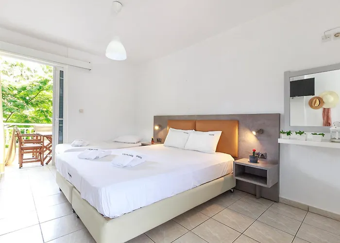 Vamvini Aparthotel *