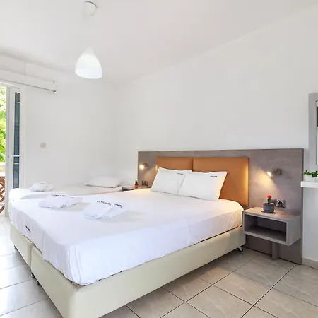 Vamvini Aparthotel *